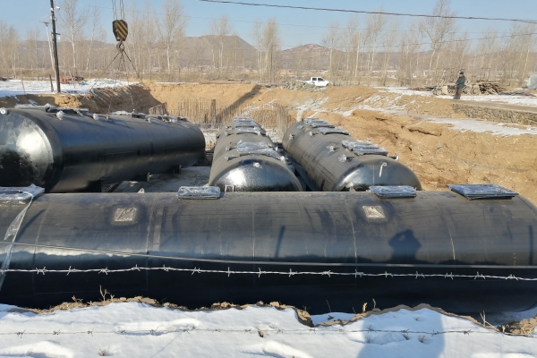 一體化污水處理設(shè)備電壓出現(xiàn)不穩(wěn)定情況該怎么辦？